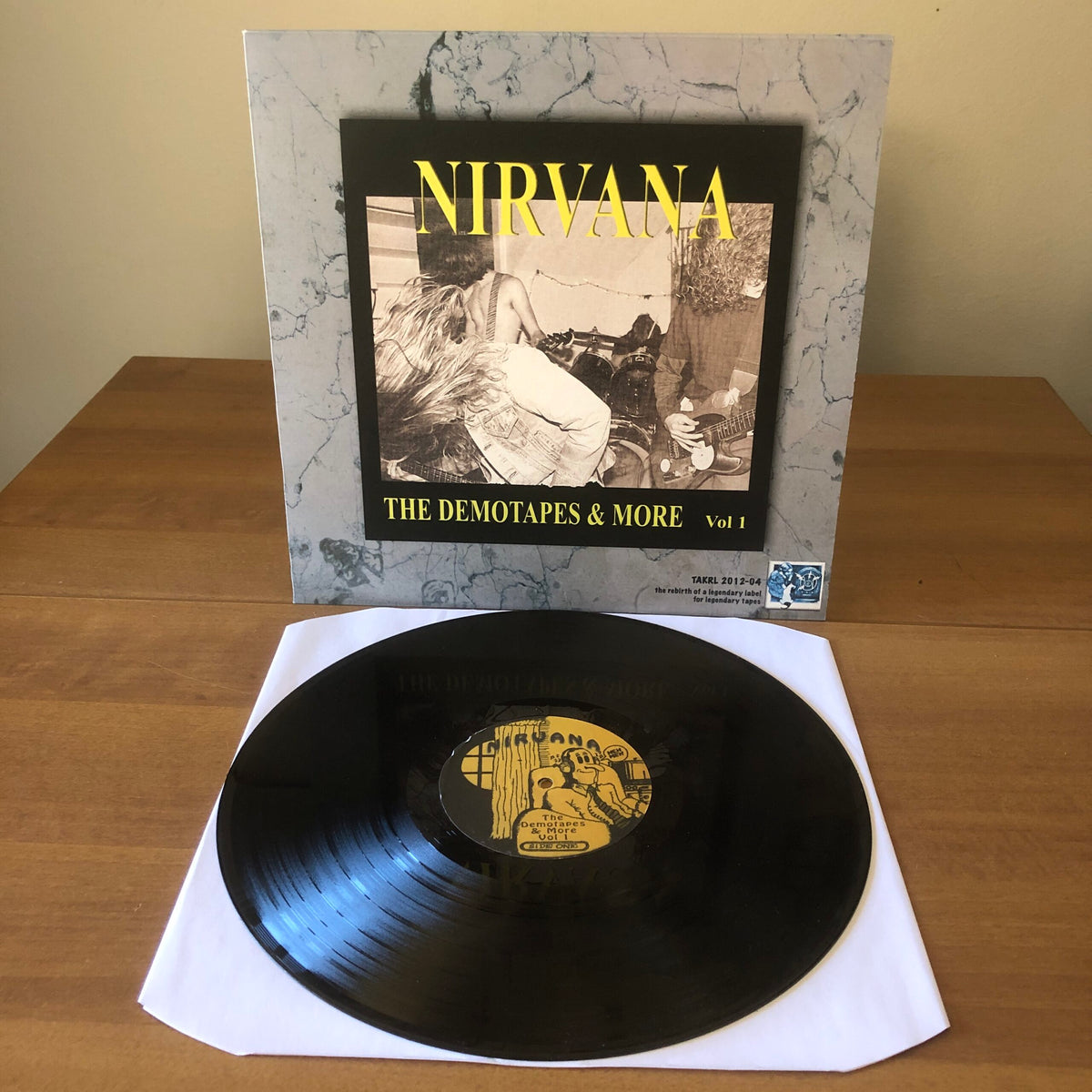 NIRVANA - The Demotapes & More Vol 1 - LP - 2016 - Unofficial - The Rebirth – Takrl 2012-04 - Nuevo sin usar pero no precintado / New and unplayed but not sealed.