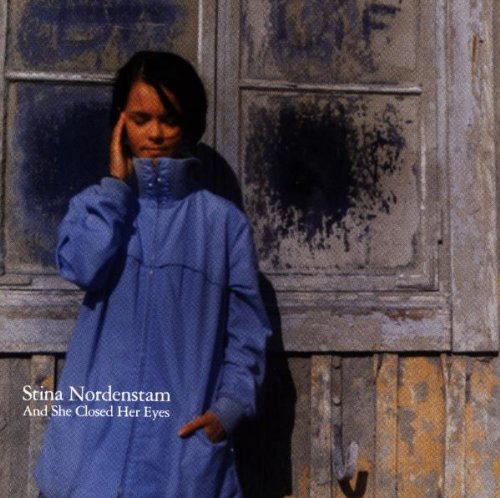 Stina Nordenstam - And She Closed Her Eyes - CD - CD Muy Buen Estado / Portada Muy Buen Estado (VG+/VG+)