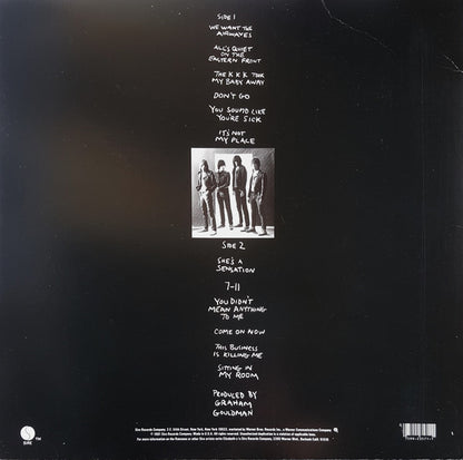 Ramones ‎– Pleasant Dreams - LP - Sire ‎– SRK 3571 - Vinyl Near Mint / Cover Very Good (M-/VG+)