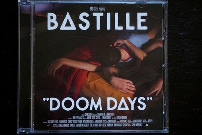 Bastille – Doom Days - CD + Cassette - 2019 - Virgin EMI Records – VBOX 3212 - Box Set, Limited Edition, Survival Kit - NUEVO - PRECINTADO / NEW – SEALED.